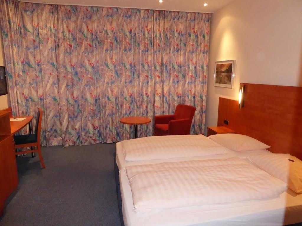 Astoria Ratingen